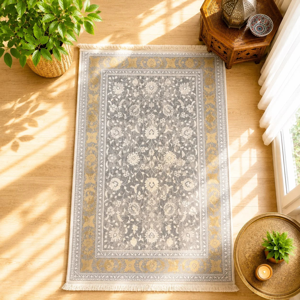 Alfombra de terciopelo floral gris; Alfombra de terciopelo floral gris con un diseño visible que aporta un acento decorativo al ambiente
