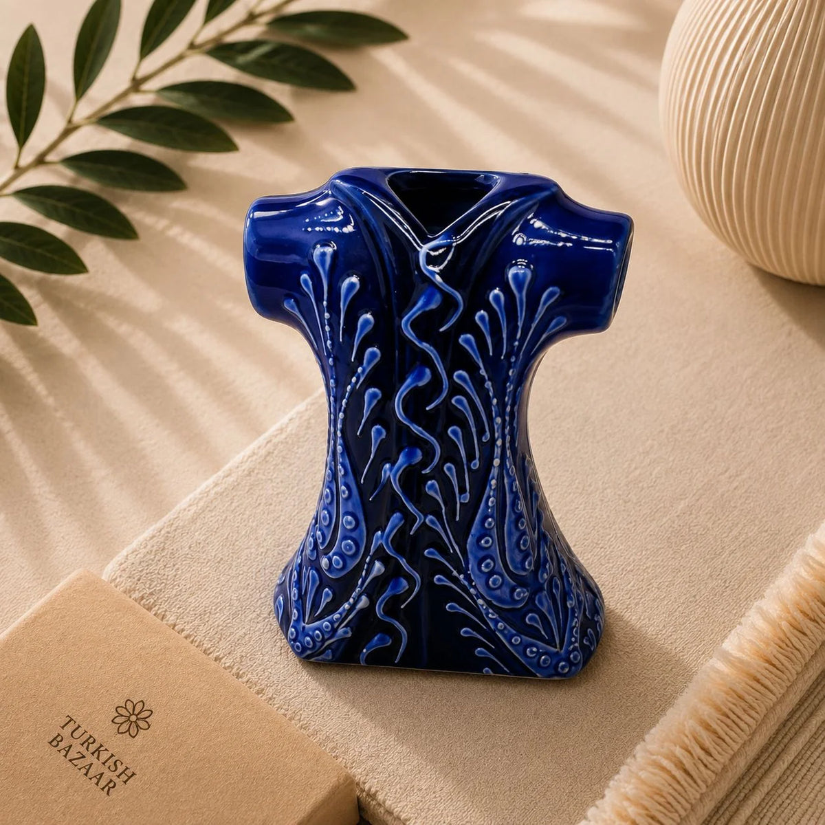 Kaftán decorativo de cerámica azul, tamaño grande
