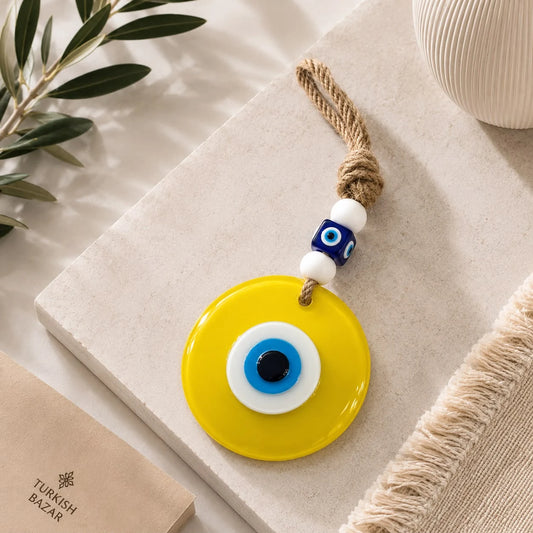 Ojo Turco Amarillo T2; Ojo Turco Amarillo T2 como pieza decorativa de inspiración turca, con detalles visibles en su diseño