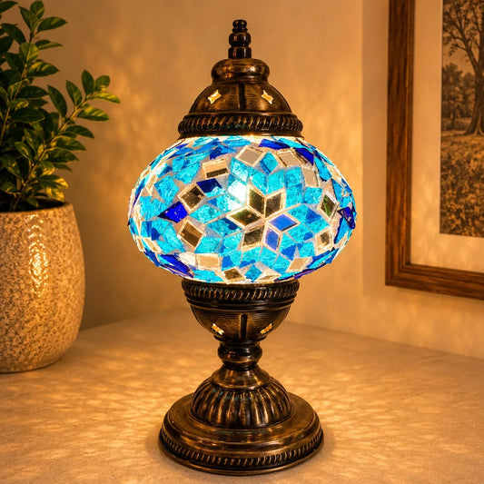 Lámpara vitraux de mesa modelo TM12 en turquesa brillante con estrella azul